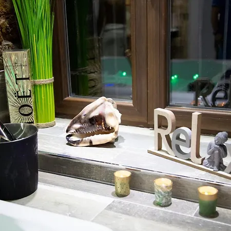 La Veguilla Deluxe Jacuzzi Appartement