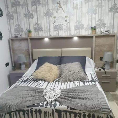 La Veguilla Deluxe Jacuzzi Appartement *