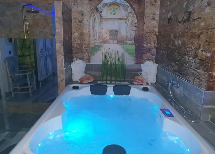 Lägenhet La Veguilla Deluxe Jacuzzi *