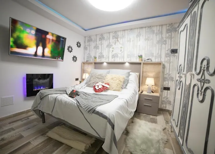 La Veguilla Deluxe Jacuzzi Lägenhet *